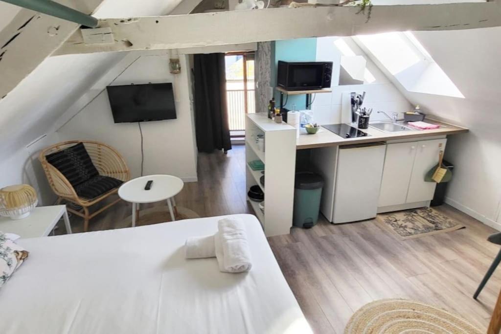 La Cabane - Petit Studio Mansarde - Plage 50M - Rue Gratuite Сен Мало Екстериор снимка
